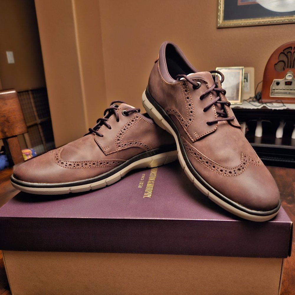 Johnston and Murphy Upton Wingtip Mens Shoes